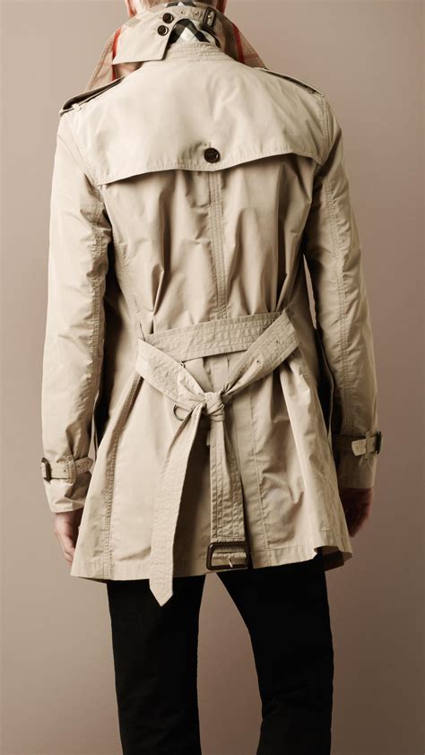 impermeable burberry femme occasion